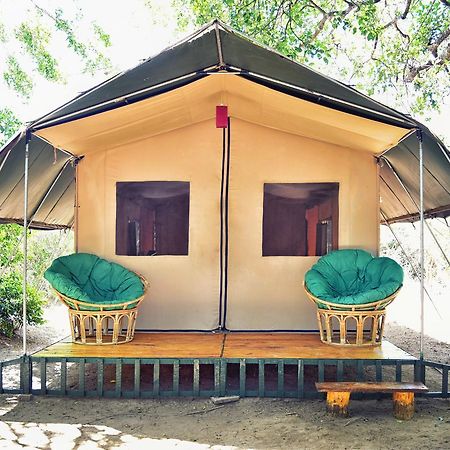 Wilderness Camping Hotel Yala Exterior foto